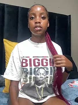 Littlebunny33 online show from 03/25/26, 06:47