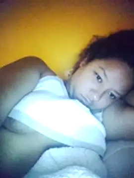 Snapshot of EAAM1@xh chatting on 02/11/26, 12:32 EAAM1xh online show from 02/11/26, 12:32