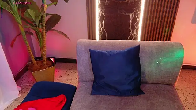 La Diabla 111  online show from 01/06/26, 08:12