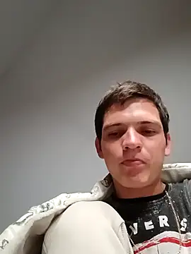 Snapshot of jonassegovia156 chatting on 10/26/25, 11:31 jonassegovia156 online show from 10/26/25, 11:31