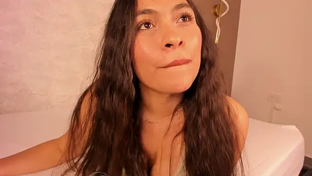 allie bruce online show from 10/07/25, 03:36