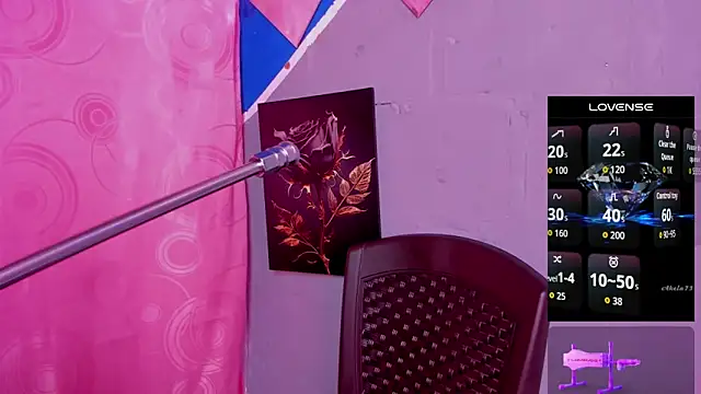 lau-hot online show from 04/09/26, 08:03