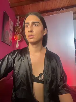 Snapshot of lola_diez chatting on 10/14/25, 07:25 lola diez online show from 10/14/25, 07:25