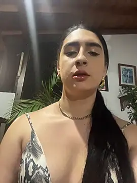 lola diez online show from 06/01/26, 11:50