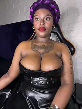 QUEEN NOBUHLE 777 online show from 02/19/26, 10:17