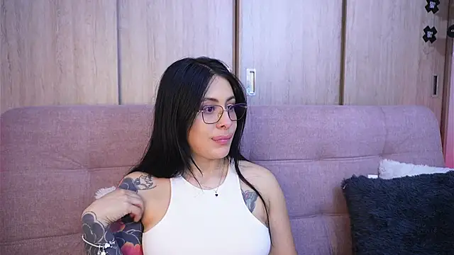 SophiieCumsx online show from 04/18/26, 12:03