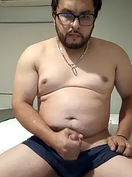 MauxXx93 online show from 02/17/26, 05:37