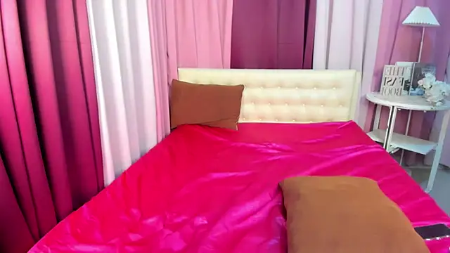 Chantalriches online show from 11/08/25, 06:40