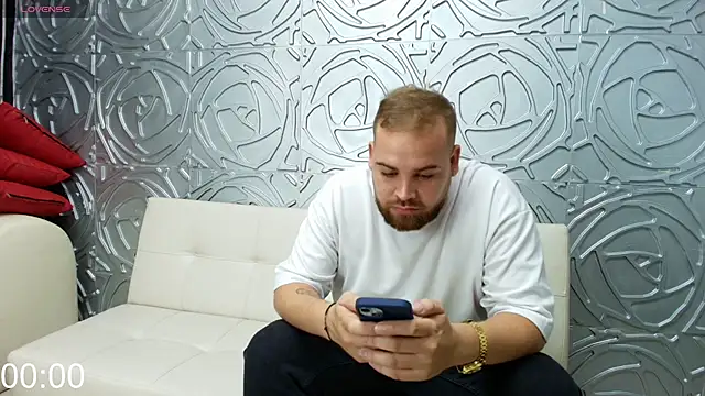 Sweetberryhot online show from 11/11/25, 07:14