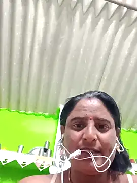 Snapshot of Mamta_cut25A chatting on 10/19/25, 11:49 Mamta cut25A online show from 10/19/25, 11:49