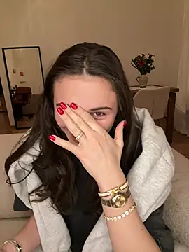 SophiiaStarr online show from 02/18/26, 07:21