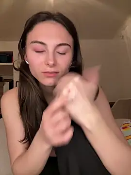 SophiiaStarr online show from 03/30/26, 07:04