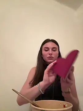 SophiiaStarr online show from 04/08/26, 07:47