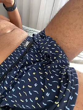 Hiuwee online show from 01/09/26, 11:13