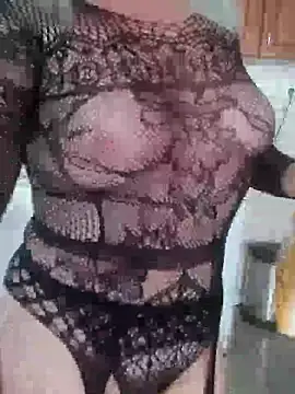 MiriandZacki online show from 11/18/25, 11:47