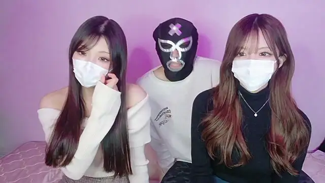 JDsakichan2 online show from 11/30/25, 12:42