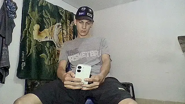 sam hottt online show from 09/24/25, 07:23