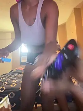 Snapshot of nawtyzaddie chatting on 09/18/25, 06:21 nawtyzaddie online show from 09/18/25, 06:21