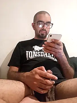 Snapshot of dicktime90 chatting on 02/05/26, 05:06 dicktime90 online show from 02/05/26, 05:06