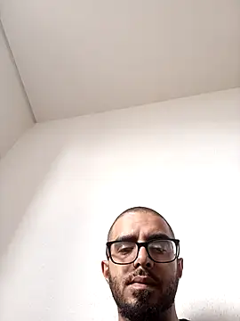 Snapshot of dicktime90 chatting on 04/06/26, 10:38 dicktime90 online show from 04/06/26, 10:38