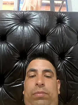 Snapshot of Negroyblanca3 chatting on 01/07/26, 11:07 Negroyblanca3 online show from 01/07/26, 11:07