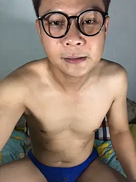 Snapshot of datnguyenvn chatting on 02/13/26, 11:28 datnguyenvn online show from 02/13/26, 11:28