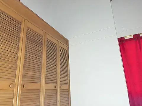 Snapshot of cataleya_villalobos chatting on 09/29/25, 12:32 cataleya villalobos online show from 09/29/25, 12:32