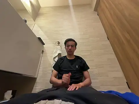 Snapshot of hornymagicalonso chatting on 03/04/26, 07:58 hornymagicalonso online show from 03/04/26, 07:58