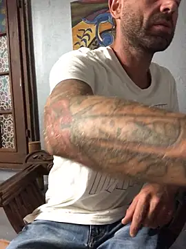 MatteoDom85 online show from 09/28/25, 12:54