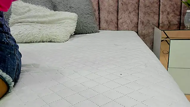 Ambeer fox  online show from 03/04/26, 01:17