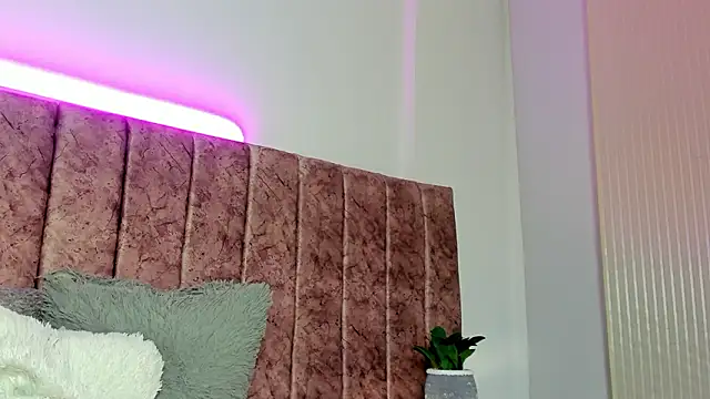 Ambeer fox  online show from 03/06/26, 11:06