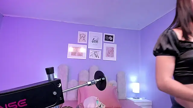 lucrecia sucker online show from 10/11/25, 07:34