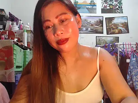 filipina beauty online show from 12/17/25, 05:08