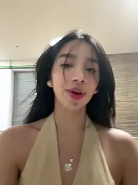 Min junn online show from 10/06/25, 02:42