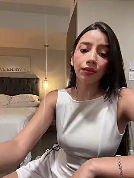 Min junn online show from 11/17/25, 12:49