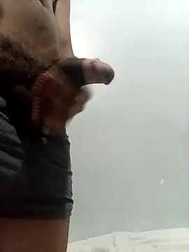 BielSilva172572 online show from 04/03/26, 06:22