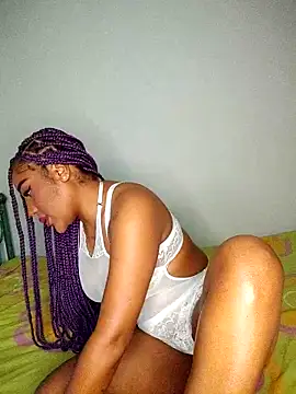 Queen Amara online show from 11/29/25, 04:04