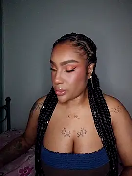 Queen Amara online show from 04/14/26, 03:34