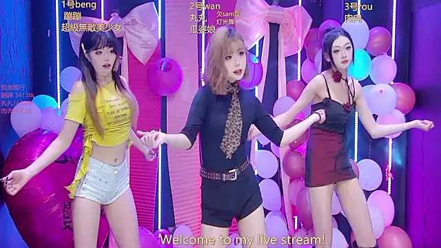 queen-001 online show from 02/24/26, 01:31