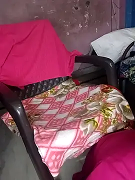 Komal-Rajput online show from 12/20/25, 04:47