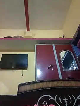 Hot-kal93 online show from 11/09/25, 08:40