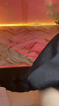 Valeryfox01  online show from 11/16/25, 08:47