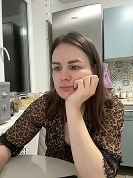 Risky-Flower online show from 10/26/25, 05:41