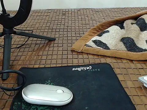 Ami 8x online show from 09/20/25, 06:36