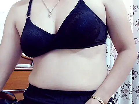 Ami 8x online show from 10/17/25, 05:43