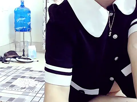 Ami 8x online show from 10/29/25, 05:53