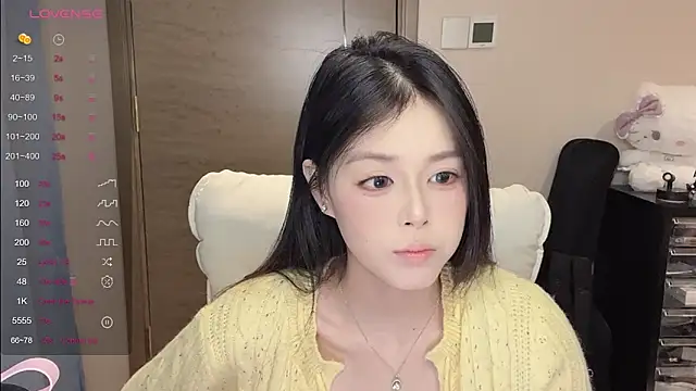 Koi-00 online show from 12/04/25, 01:09