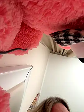 Bellatrisssaa online show from 11/05/25, 09:42