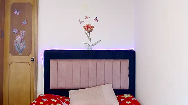 Valeryxs online show from 02/19/26, 08:27