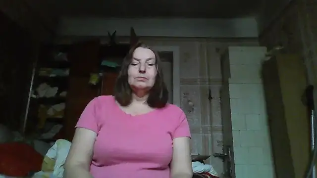 AnnaLive570 online show from 12/21/25, 09:05